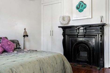 Photo of property in 131 Somerfield Street, Somerfield, Christchurch, 8024