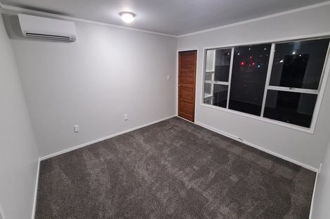 Photo of property in 3/26 Carrington Road, Point Chevalier, Auckland, 1025
