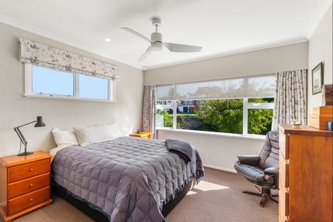 Photo of property in 12 Glen Street, Levin, 5510