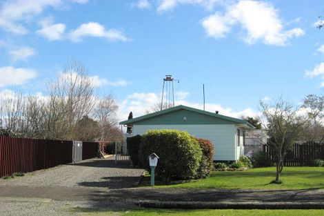 Photo of property in 19 Saint Clair Street, Takapau, 4203