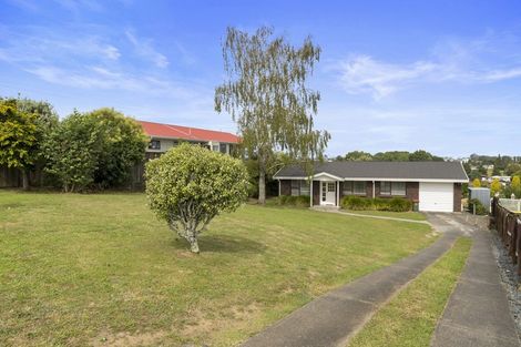 Photo of property in 137 Tuhikaramea Road, Dinsdale, Hamilton, 3204