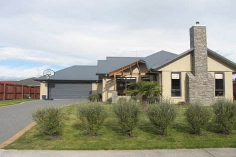 Photo of property in 5 Sovereign Place, Rototuna North, Hamilton, 3210