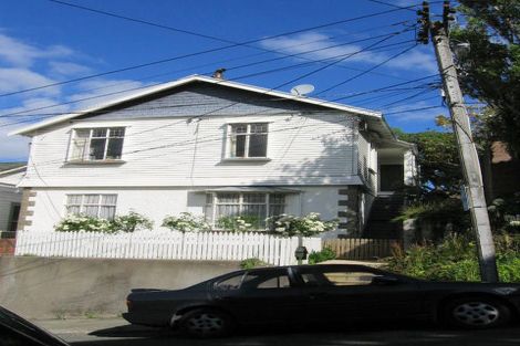 Photo of property in 83 Bolton Street, Kelburn, Wellington, 6012