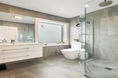 Photo of property in 51a Gills Road, Bucklands Beach, Auckland, 2014