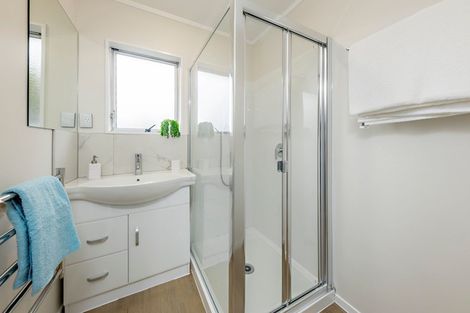 Photo of property in 4 Kepler Place, Clover Park, Auckland, 2019