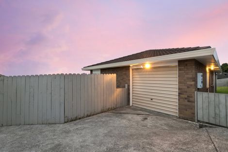 Photo of property in 1/11 Kopara Place, Clendon Park, Auckland, 2103