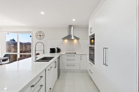 Photo of property in 4 Captain Mitchell Drive, Opaheke, Papakura, 2113