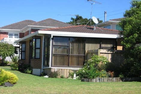 Photo of property in 1/13 Kokiri Street, Te Atatu South, Auckland, 0610