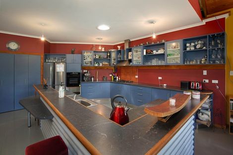 Photo of property in 11 Hotham Street, Murchison, 7007