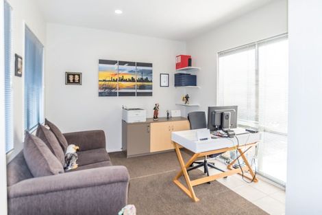 Photo of property in 272 Alec Craig Way, Gulf Harbour, Whangaparaoa, 0930