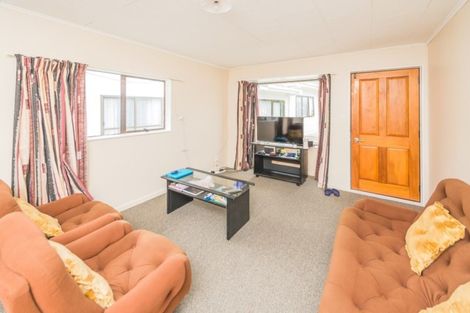 Photo of property in 82 Treadwell Street, Springvale, Whanganui, 4501