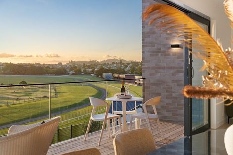 Photo of property in 57 Ladies Mile, Manly, Whangaparaoa, 0930