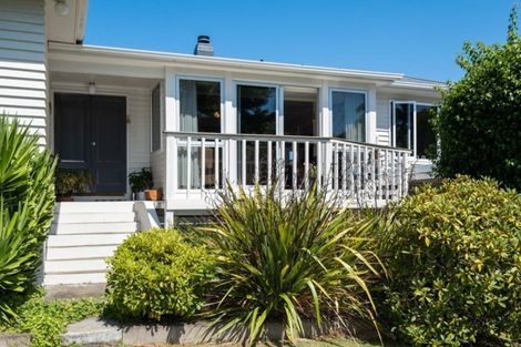 Photo of property in 5 Emerald Hill, Havelock North, 4130