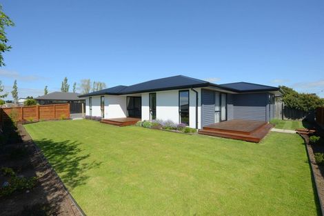 Photo of property in 9 Seaward Street, Pegasus, 7612