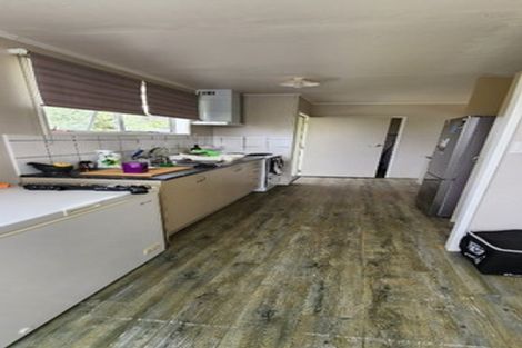 Photo of property in 21 Shearwater Street, One Tree Point, 0118