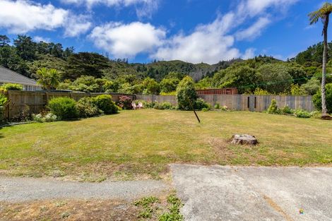 Photo of property in 58 Kamahi Street, Stokes Valley, Lower Hutt, 5019