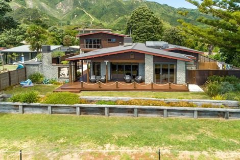 Photo of property in 14 Peninsula Road, Tata Beach, Takaka, 7183