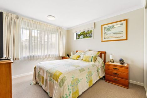 Photo of property in 43 Landmark Terrace, Orewa, 0931