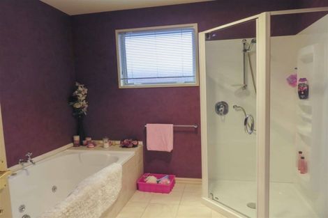 Photo of property in 6 Craig Street, Waikiwi, Invercargill, 9810