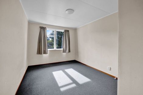 Photo of property in 12 Grenville Street, Marfell, New Plymouth, 4310