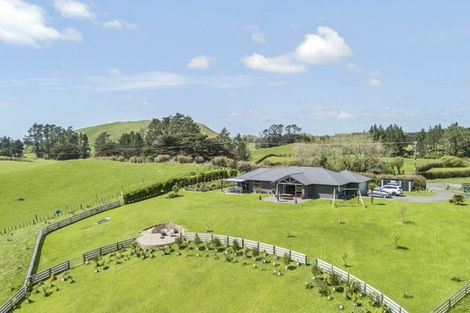 Photo of property in 210 Maude Road, Kaimiro, New Plymouth, 4371