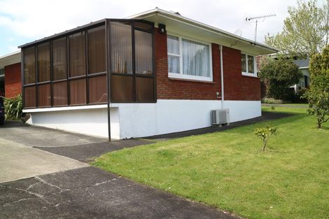 Photo of property in 1/59 The Boulevard, Sunnyhills, Auckland, 2010