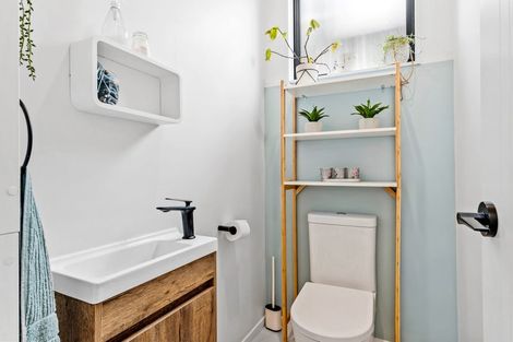 Photo of property in 49 Kea Road, Silverdale, 0932