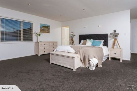 Photo of property in 2/25 Churchill Road, Murrays Bay, Auckland, 0630