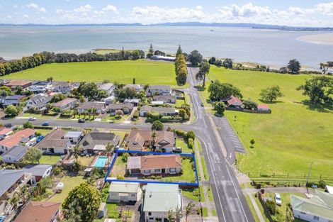 Photo of property in 30 Gibbons Road, Weymouth, Auckland, 2103