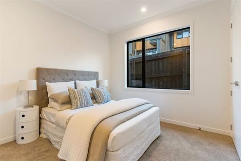 Photo of property in 6 Luff Place, Long Bay, Auckland, 0630