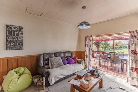 Photo of property in 20 Franklin Street, Porangahau, 4291