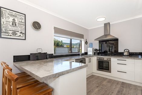 Photo of property in 28 Ruru Avenue, Lytton West, Gisborne, 4010