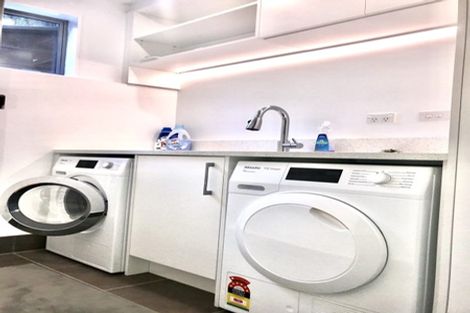 Photo of property in 119 Beach Road, Castor Bay, Auckland, 0620