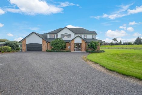 Photo of property in 30 Clifton Road, Whitford, Howick, 2571