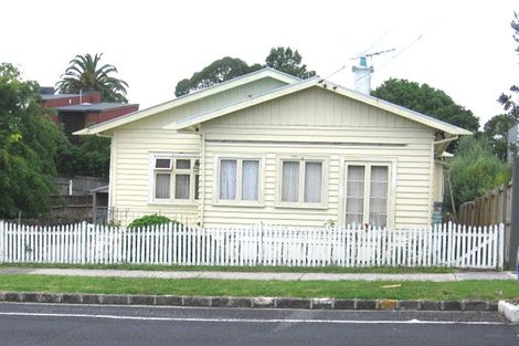 Photo of property in 21 Linwood Avenue, Mount Albert, Auckland, 1025
