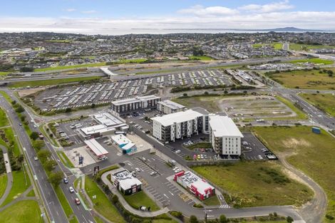 Photo of property in 103/7 Kaipiho Lane, Albany, Auckland, 0632