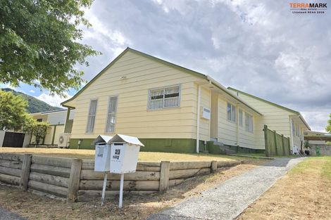 Photo of property in 1/23 Gemstone Drive, Birchville, Upper Hutt, 5018