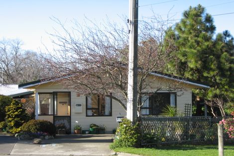 Photo of property in 5a Fagan Street, Bulls, 4818