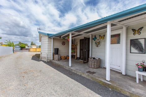 Photo of property in 1 Gertrude Street, Dannevirke, 4930