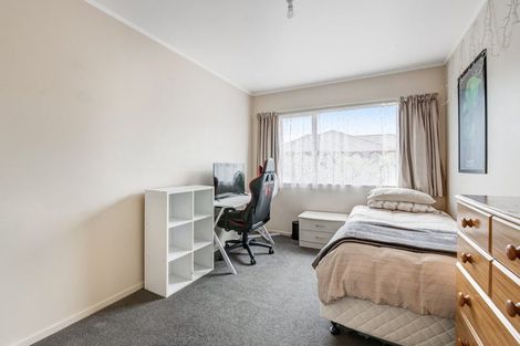 Photo of property in 34 Cabeleigh Drive, Helensville, 0800