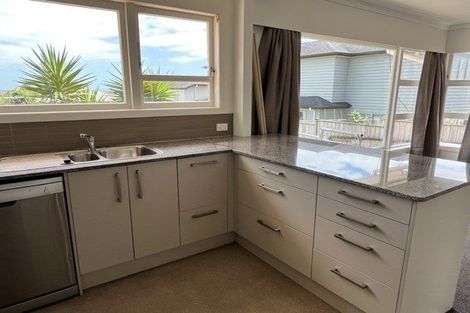 Photo of property in 139 Ridge Road, Howick, Auckland, 2014