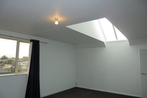 Photo of property in 39 Beauford Place, Parklands, Christchurch, 8083
