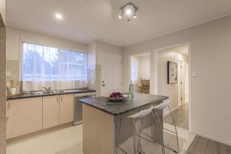 Photo of property in 27 Sandrine Avenue, Clover Park, Auckland, 2019