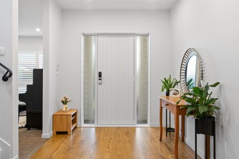 Photo of property in 12 Rauaruhe Road, Karaka, Papakura, 2113