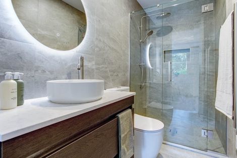 Photo of property in 17 Sandspit Road, Waiuku, 2123