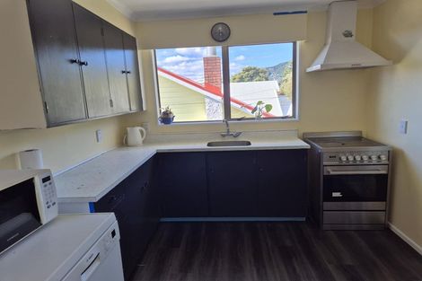 Photo of property in 54 Oroua Street, Eastbourne, Lower Hutt, 5013