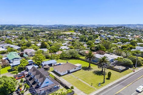 Photo of property in 101 Vipond Road, Stanmore Bay, Whangaparaoa, 0932