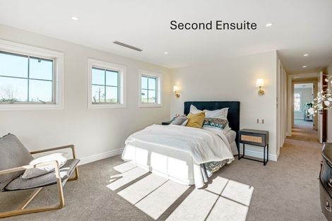 Photo of property in 7 Luff Place, Long Bay, Auckland, 0630