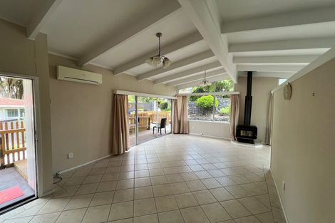 Photo of property in 3 Kerria Place, Sunnynook, Auckland, 0620