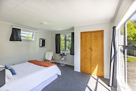 Photo of property in 24 Great North Road, Waipawa, 4210